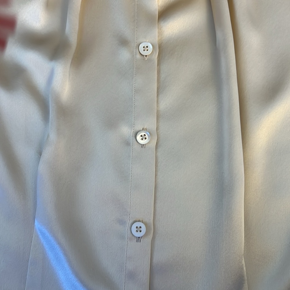 🌷Gorgeous vintage silk blouse🌷 - Picture 3 of 7